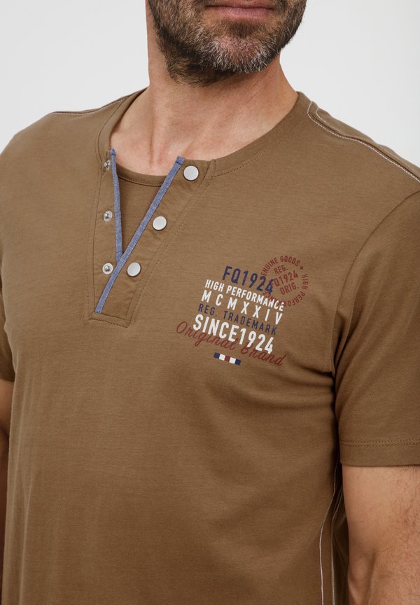 FQRudolf - Print T-shirt - thrush4