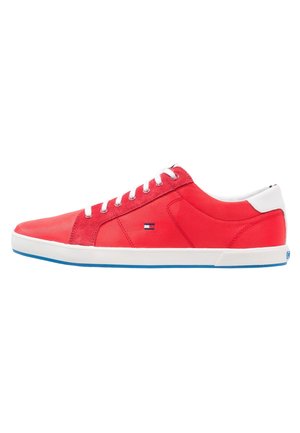 Tenisky - red
