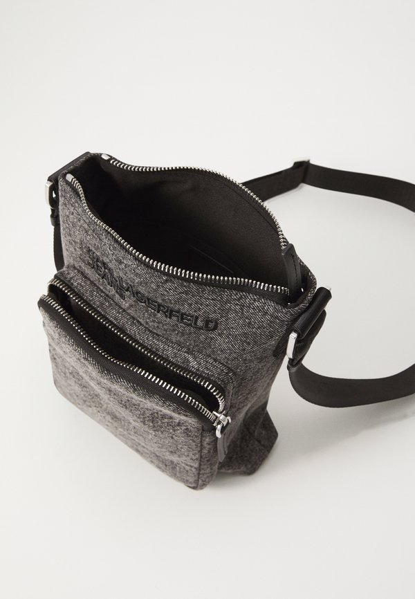 WASHED UTILITY  - Cross body bag