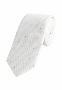 Corbata blanca texturizada con un pequeño patrón de lunares beige uniformemente espaciados, enrollada ordenadamente sobre un fondo blanco.