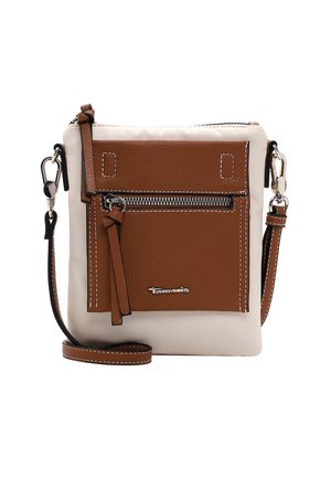 Firkantet crossbody taske med beige krop, brun frontlomme med lynlås, matchende justerbar rem og sølvspænder.