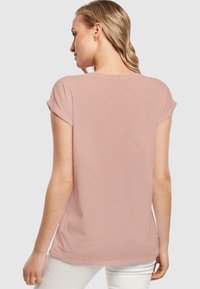 Merchcode FRAUEN HOPE EXTENDED SHOULDER  - Triko s potiskem - duskrose