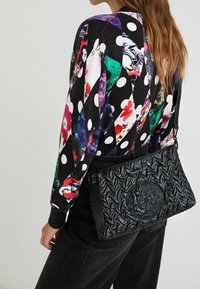 Desigual WRINKLED EFFECT  - Umhängetasche - black