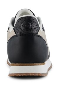 Woden Sneakers - grey