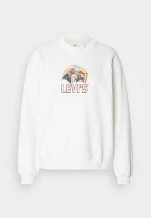 Fehér pulóver kerek grafikával, amely két alakot ábrázol, és a "LEVI'S" felirat olvasható erőteljes piros betűkkel. Klasszikus kerek nyakú és bordás mandzsettával.