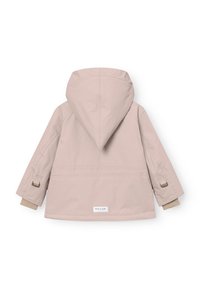 Roze waterdichte jas met capuchon, contrasterende beige manchetten, trekkoord in de taille en logo-label aan de onderkant. Glad textuur en casual ontwerp.