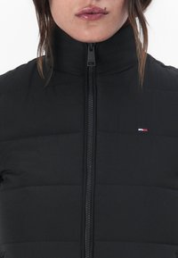 Tommy Jeans PADDED VEST - Waistcoat - black