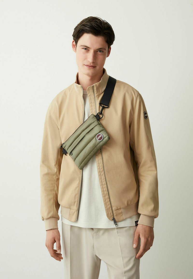 Colmar Originals MINI PADDED - Umhängetasche - green/grün - Zalando.de