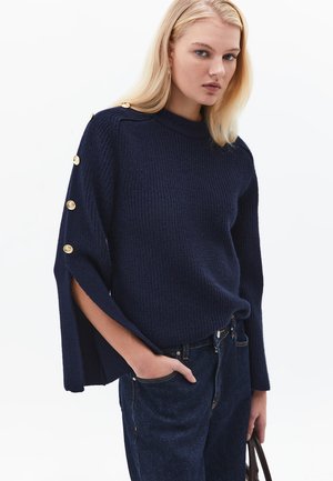 WITH BUTTON DETAILS - Strickpullover - midnight
