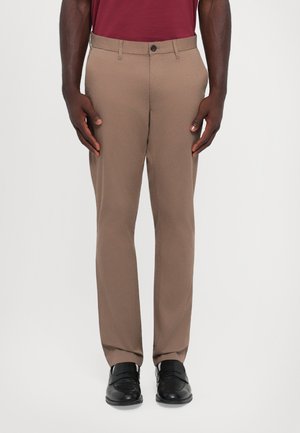 SLIM FASHION - Chinos - chestnut