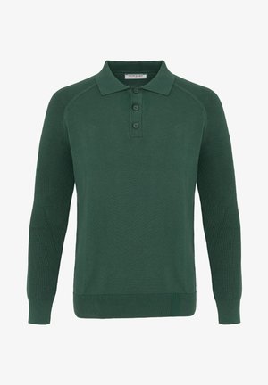 Suéter tipo polo de manga larga en verde oscuro con tres botones, puños y cuello acanalados, presentado sobre un fondo claro y liso.
