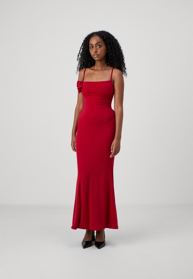 WAL G PETITE MARY ROSE TIE BACK  - Koktajl obleka/za zabavo - cherry red