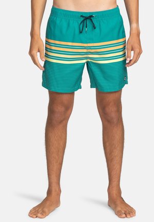 Turkusowe kąpielówki w poziome paski w kolorze żółtym i białym. Posiadają elastyczny pas ze sznurkiem w kolorze czarnym oraz boczne logo.