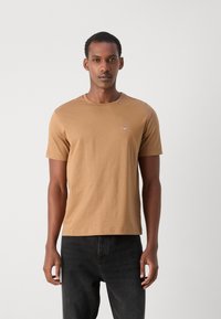GANT PRINTED ARCHIVE SHIELD - T-shirt basique - roasted walnut