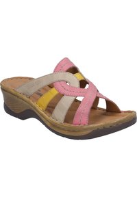 Schoenen met een brede, open teenontwerp, voorzien van leren banden in roze, beige en geel, een gevoerde voetbed en een chunky, gestructureerde hak.