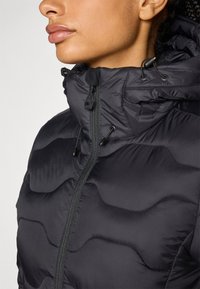 Icepeak BANDIS - Vinterkappa /-rock - basic black