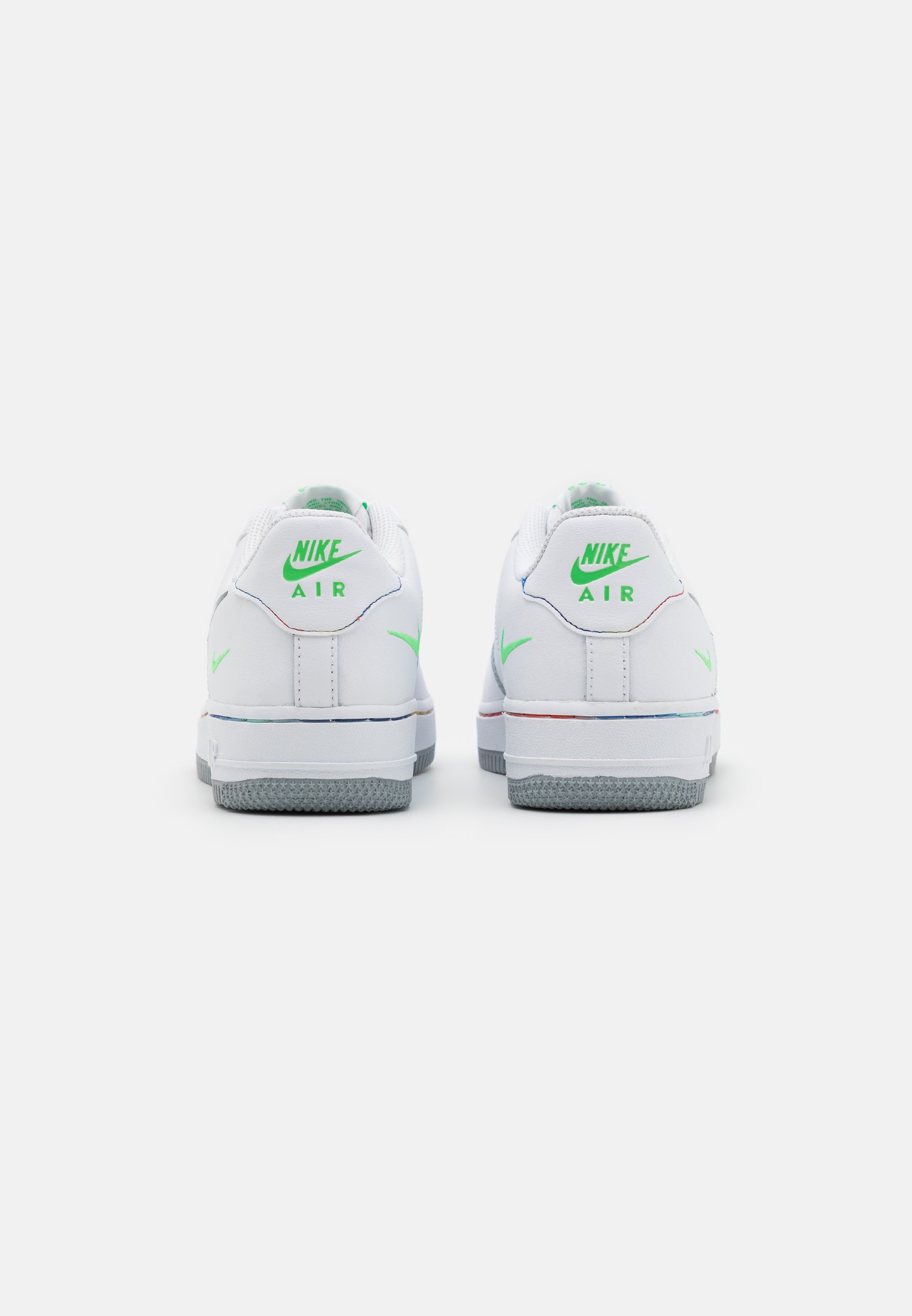 Nike Sportswear AIR FORCE 1 UNISEX - Sneakers laag - white/light green  spark/aluminum/black/chile red/wolf grey/wit - Zalando.nl