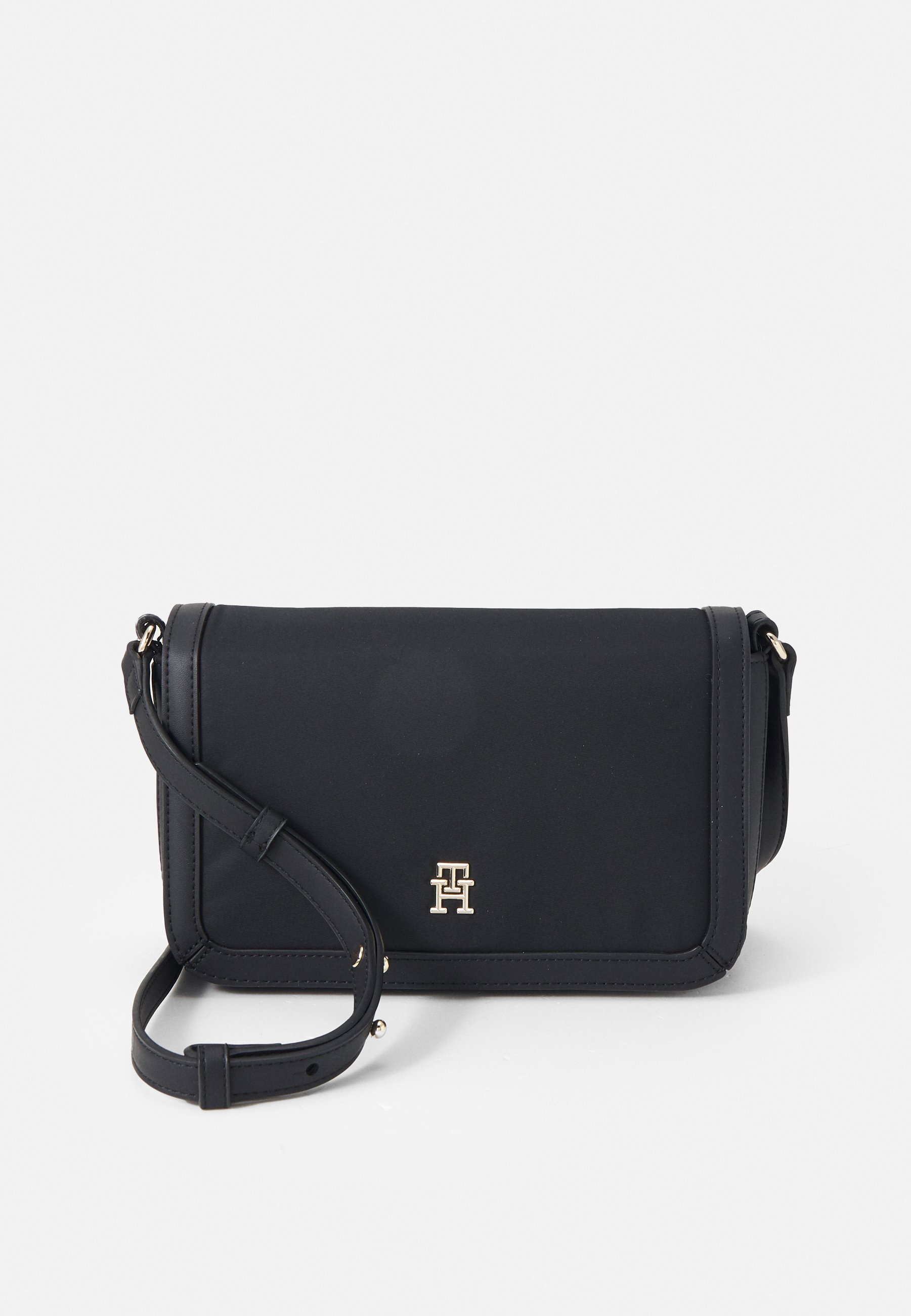 Tommy Hilfiger ESSENTIAL FLAP CROSSOVER - Umhängetasche - black 