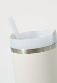 Thumbnail Image 4