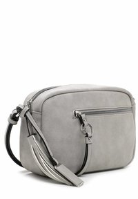 Grau Leder Umhängetasche mit glatter Textur, Reißverschluss, einer vorderen Reißverschlusstasche und abnehmbarem Träger mit schwarzem Akzent.