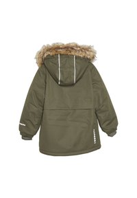 Olivový zelený parkas s umelou kožušinou na kapucni, elastickými manžetami a reflexnými akcentmi. Má rovný strih a horizontálny šev.