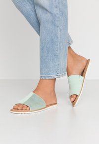 Sorel Platt slip-in - mint