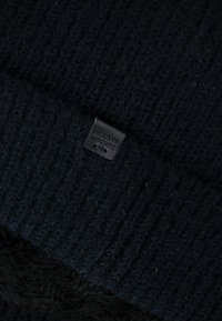 Bickley+Mitchell Muts - black