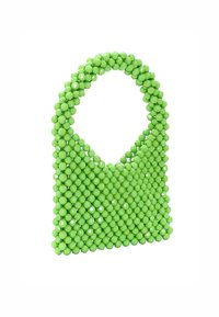 Borsa verde realizzata con perline tondeggianti, dotata di un manico circolare e superficie texturizzata, con una forma geometrica distintiva.
