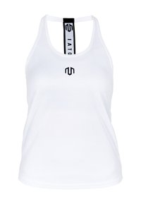 Valge sportlik tank top, millel on racerback disain, valmistatud hingavast kangast. Esipaneelil ja kaeluse ääres on musta logoga aktsendid.