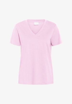 Camiseta rosa de cuello en V, fabricada en tejido suave, con mangas cortas y un corte relajado. Sin patrones ni acentos visibles.