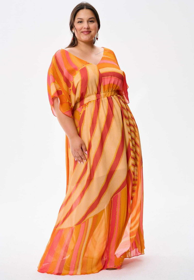 blue shadow - Długa sukienka