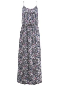 Maxi sukienka z kwiatowym wzorem w odcieniach granatu, różu i bieli, z cienkimi ramiączkami i elastyczną talią, zapewniającą luźny fason.