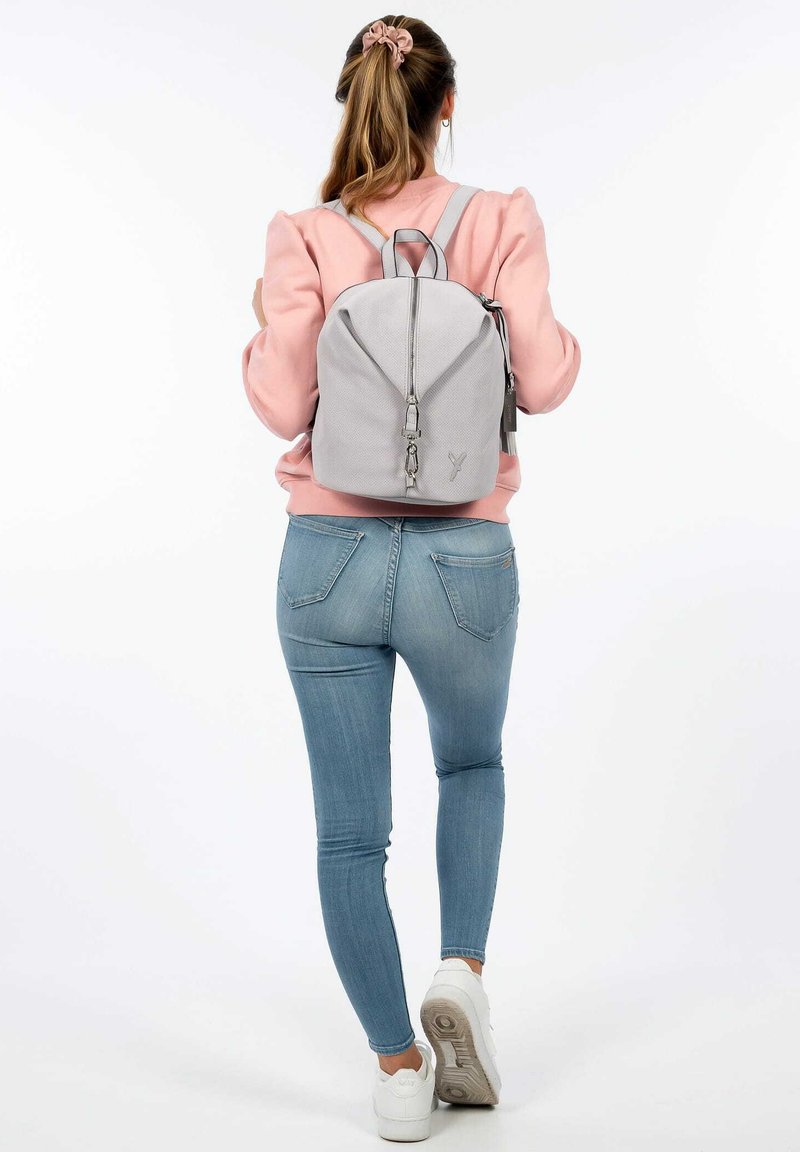 SURI FREY ROMY Rucksack lightpurple/purple Zalando.ie