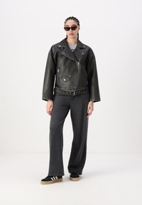 JJXX JXFRIDA BIKER - Dirbtinės odos striukė - black