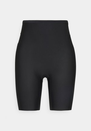 Höga svarta shorts tillverkade av ett slätt, elastiskt tyg, med en knälång design utan synliga sömmar eller utsmyckningar.