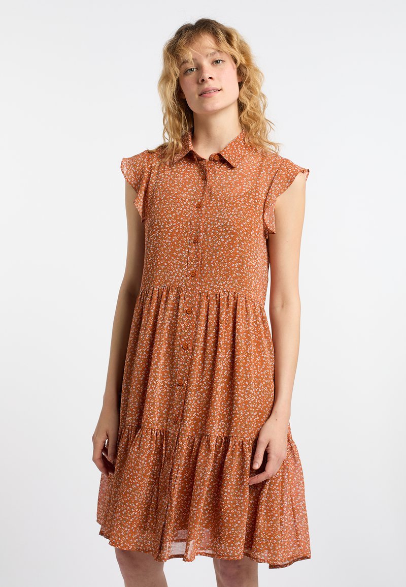 Rostorange Hemdkleid mit gestuftem Design, kurzen Rüschensäumen und einem kleinen floralen Muster. Leichter Stoff im lässigen Stil.