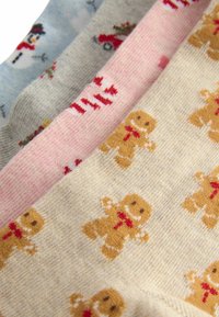 Next CHRISTMAS PATTERN 4 PACK.  REGULAR FIT - Strømper - conversational print