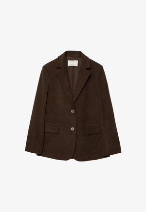 Hnědý kordový blazer s vykrojeným klopou, dvěma knoflíky a předními kapsami. Má vertikální žebrovou texturu a vypasovaný siluetu.