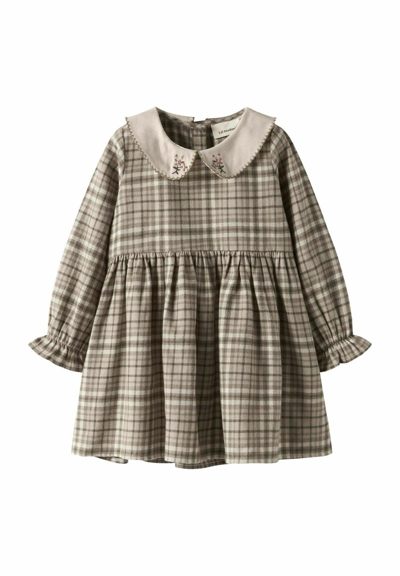 Robe à carreaux dans des tons de gris avec des manches longues, des poignets froncés, un col de couleur claire et une broderie florale sur les bords du col.