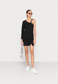 Ellesse SEV DRESS - Vestido de malha - black