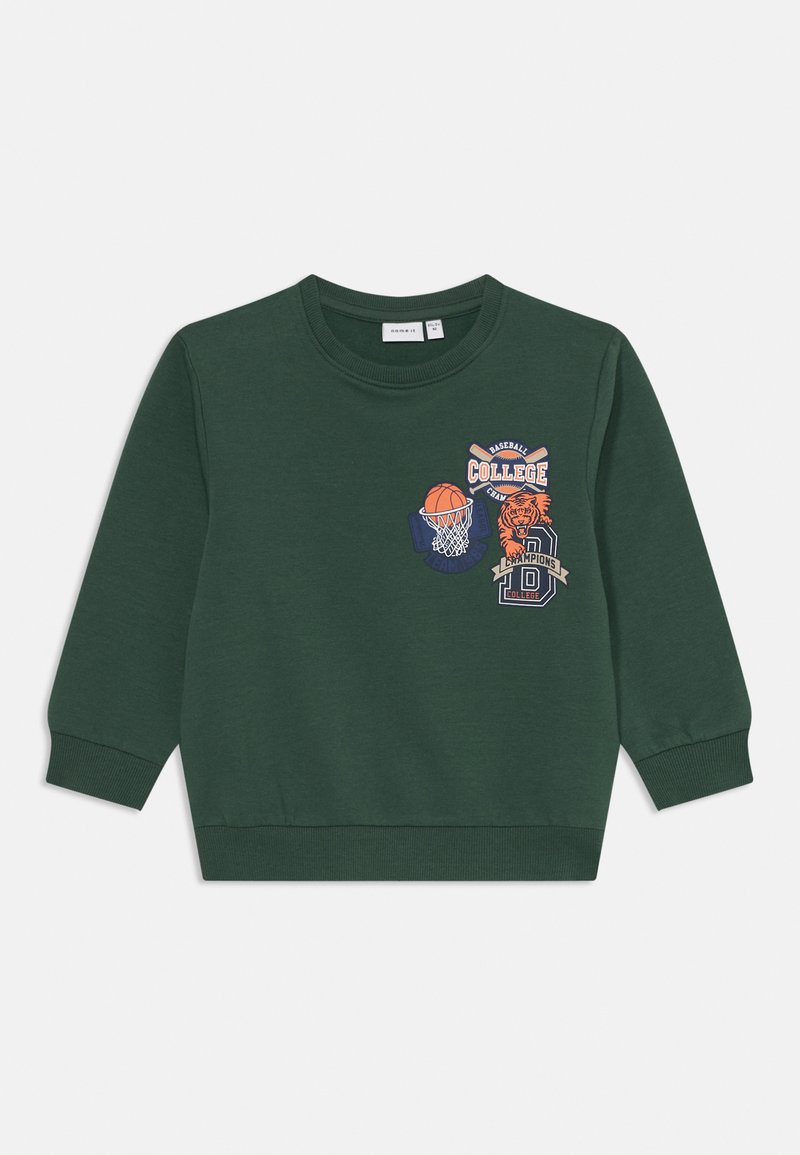 Felpa verde in cotone con polsini e orlo a coste, caratterizzata da grafiche sportive colorate: un pallone da basket, una tigre e la scritta "College".