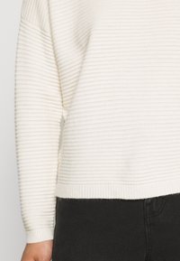 ONLY Petite Stickad tröja - grey