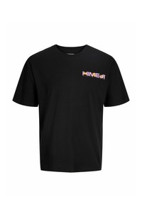 Sort bomuld T-shirt med løs pasform, med et lyserødt og hvidt motiv på venstre bryst, rund hals og korte ærmer.