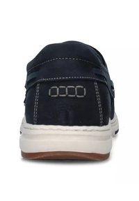Scarpa in pelle blu navy con suola bianca, tacco rotondo e cuciture a contrasto. Presenta una superficie texturizzata e un sottile dettaglio del logo del marchio.