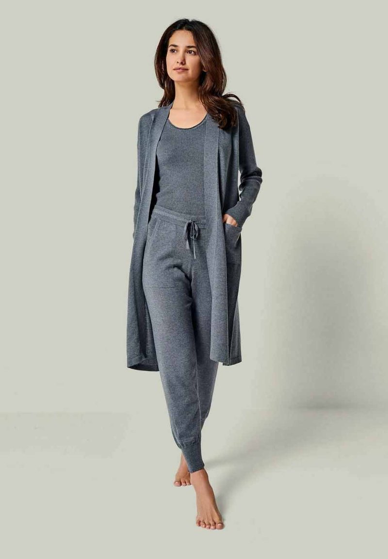YOU LOOK PERFECT MERINO WOOL LOUNGEWEAR SET 3 PIECES - Nachtwäsche Set - anthrazit