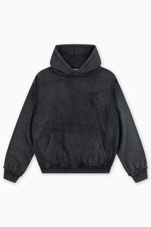 Juodas gobtuvas su priekine kišene, virvute ir briaunotomis rankovėmis bei apačia. Priekyje yra subtilus logotipo įspaudas. Minkšta tekstūra.