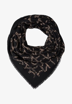 Foulard triangulaire noir avec motif irrégulier de lettres beige et bords effilochés, plié en boucle de façon lâche.