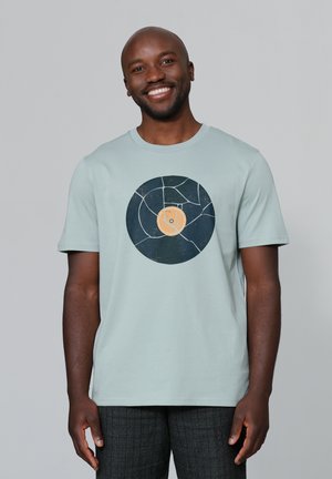 watapparel BROKEN VINYL - T-shirt print - aloe