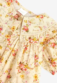 Next Ingruha - cream floral