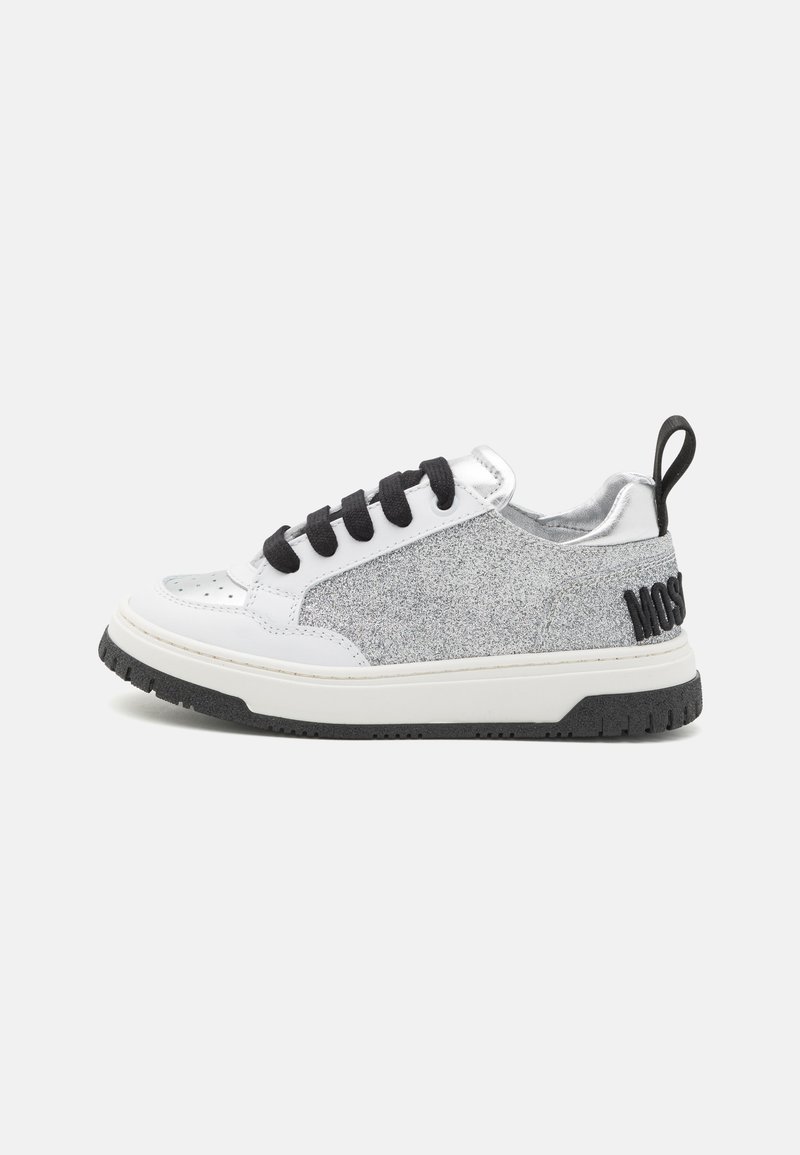 Sneakers low